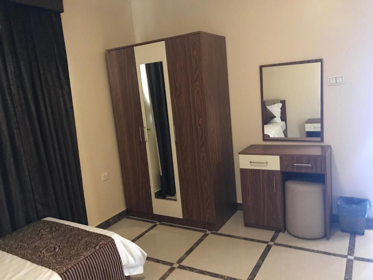 منتجع وشاليهات مورجان الشرق - للعائلات فقط - Dammam Exterior photo